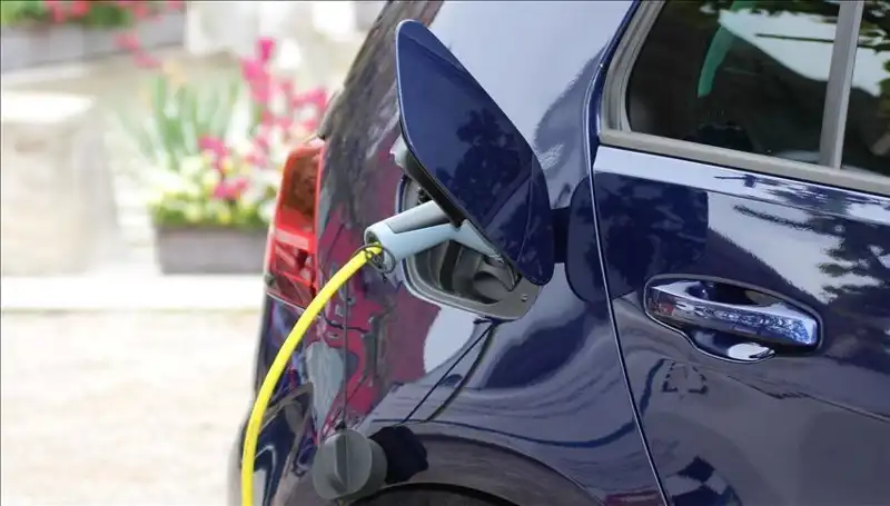 Tesla'nın Menzil Rekorunu Kıracak Araç: 1500 Kilometer Sürüprizi!