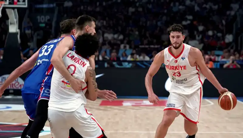 12 Dev Adam, FIBA Dünya Kupası’nda İsveç’i Geride Bıraktı