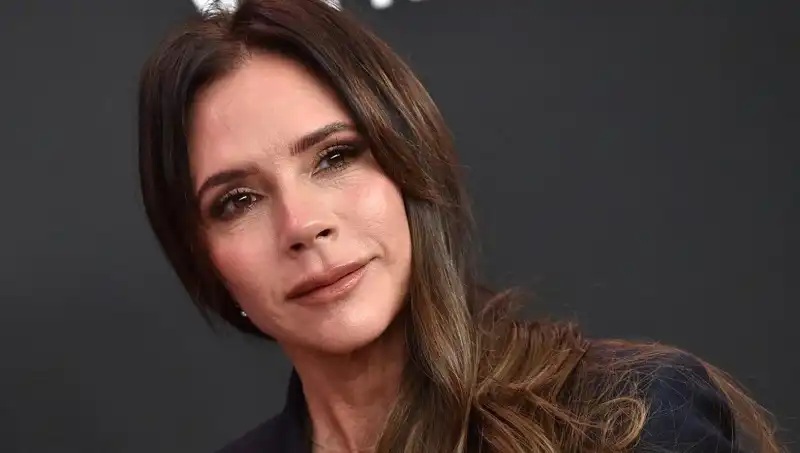 Victoria Beckham'ın Gençlik Sırrı: Günlük 3-4 Adet Tüketimiyle Yaşlanmayı Geriletebilir mi?