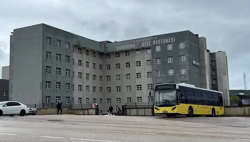 Sağlık Skandalı: Testisini Kaybeden Genç Yoğun Bakımda Yaşıyor