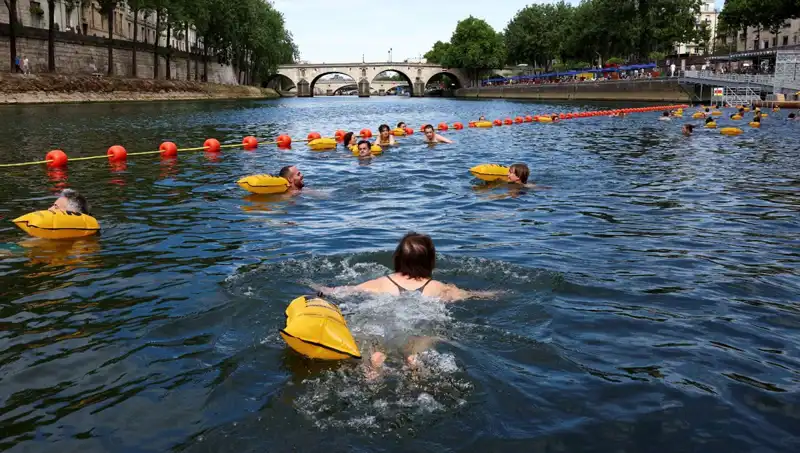 Fransa'da Tarihi Değişim: Seine Nehri Artık Herkese Açık