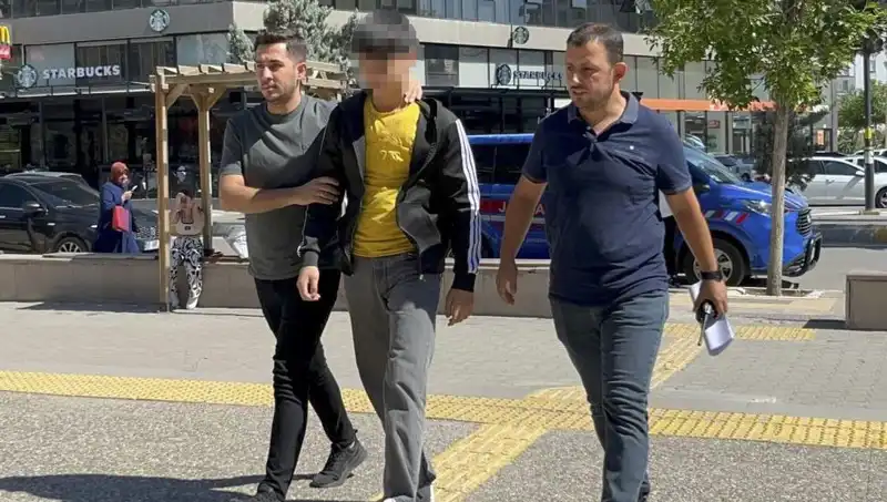 Kardeşler Arasındaki Tartışma Dönüşü Gerginliğe: Bıçaklama Olayı
