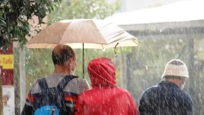 Aydın’da Sağanak Yağış Alarmı: Meteoroloji'den Önemli Uyarı Geldi!