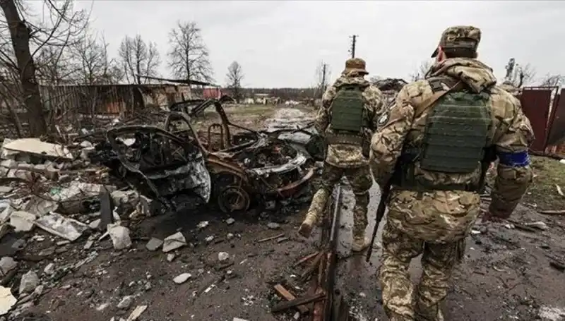 Luhansk'ta Rusya'nın Tam Kontrol Sağladığı İddiası: Savaşın Seyrini Değiştiriyor Mu?
