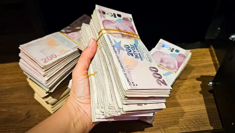 Türkiye'deki Mevduat Tutarı 12 Trilyon Lirayı Aştı: Ekonominin Zirve Noktası mı?