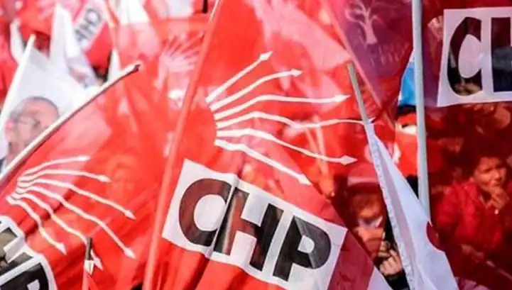CHP'de Üç Önemli İlçe Kongresi İptal Edildi: Nedenleri ve Sonuçları