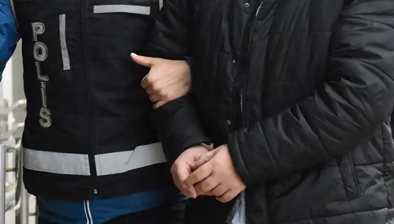 Sosyal Medya Tuzağında Kadın Profilinden 500 Milyonluk Vurgun: 12 Şüpheli Tutuklandı