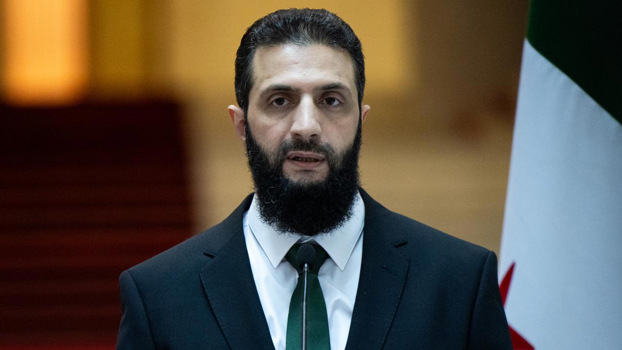 Şara: Suriye'deki yeni yönetimin lideri: 2 yılda 14 milyon Suriyeli ülkesine dönecek
