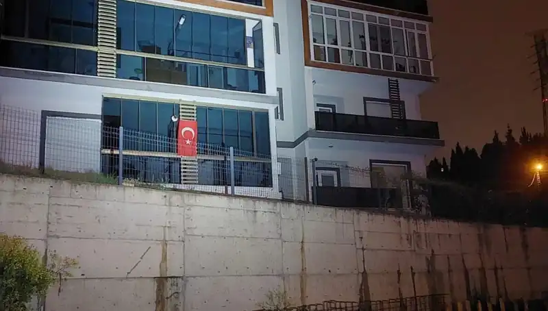 Sakarya'da 4 Katlı Apartman Acil Tahliyesi: Neden Son Dakikada Karar Alındı?