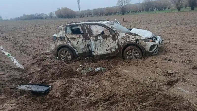 Şarampole Devrilen Otomobil Kazası: İki Yaralı