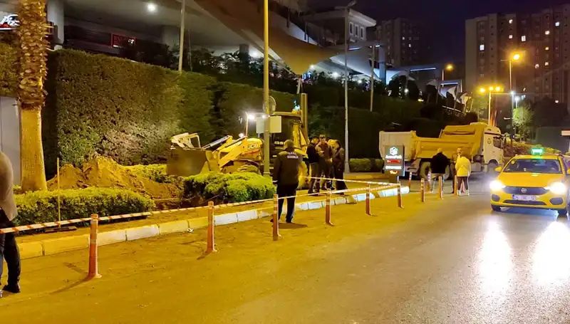 AVM Girişinde Doğalgaz Sızıntısı: Panik Anları ve Güvenlik Önlemleri