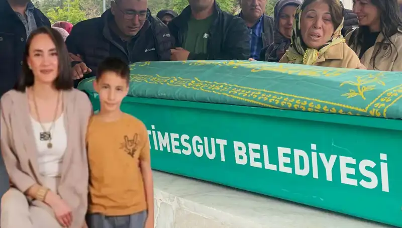 Merve Öğretmen'in Oğluna Duygusal Veda Töreni Gözyaşlarına Boğdu