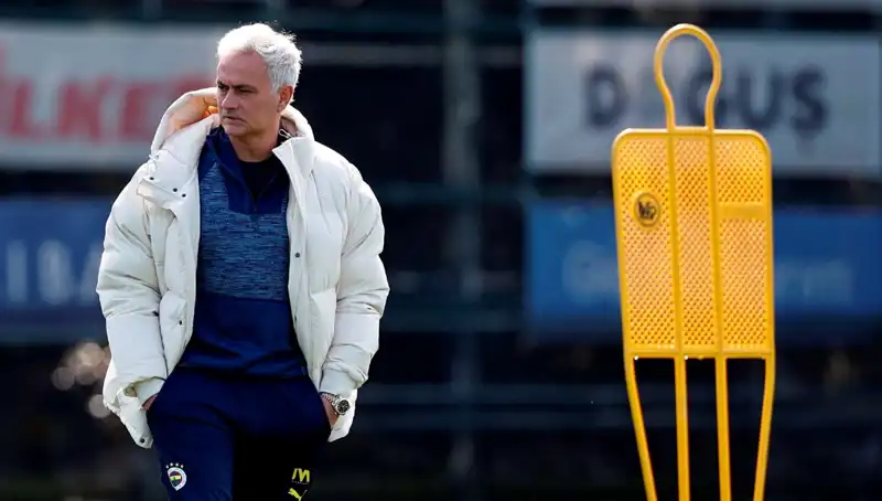 : Mourinho'nun Takım Stratejisi: Futbol Dünyasında Devrim Yaratan Bir Numara