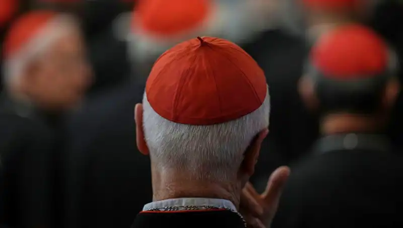 Yeni Papa Seçimi İçin Konklav Tarihi Belli Oldu: Süreç Başlıyor