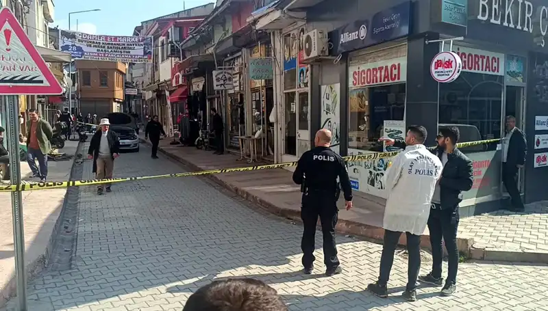 El Şakası Korkunç Bir Olayla Sonuçlandı: Pompalı Tüfekle Açılan Ateş 6 Kişiyi Yaraladı