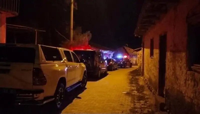 Oğlu Tarafından Öldürülen Adamın Cenaze Töreni Duygusal Anlarla Dolduruldu