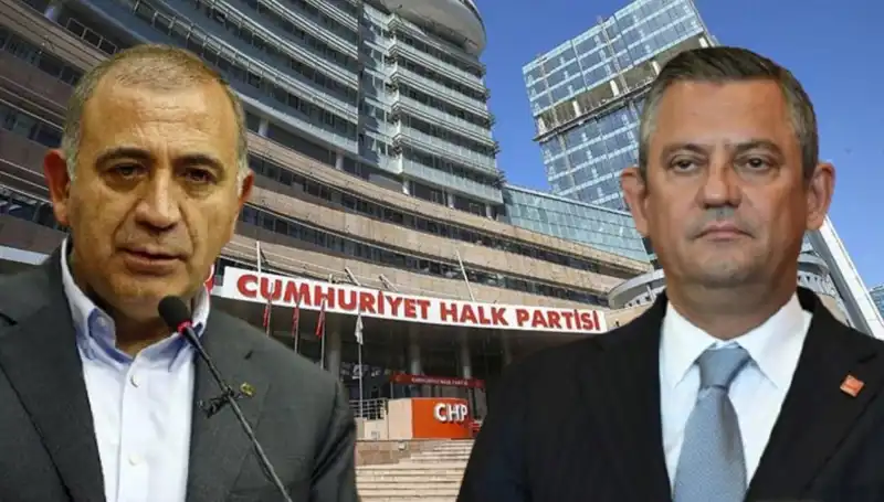 CHP Kuruluş Töreninde Sürpriz: Tekin, Özgür Özel'i Karşılayacak