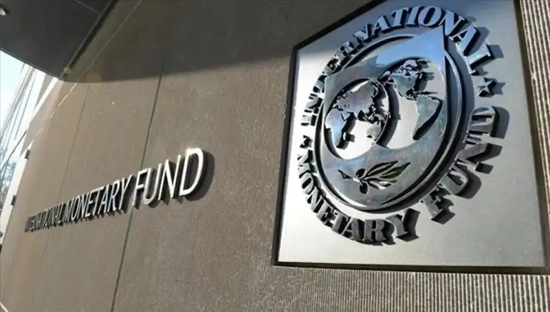Küresel Kamu Borcu: IMF'den Endişe Verici Tahminler ve Etkileri