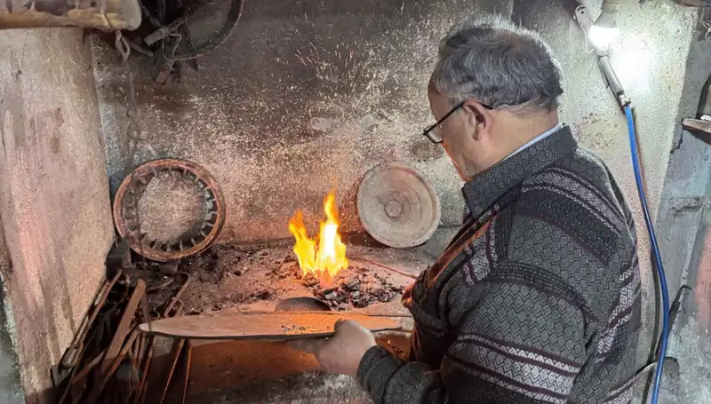 Dükkanından Gelen Gelenek: Baba Mesleğini Yaşatan Oğul