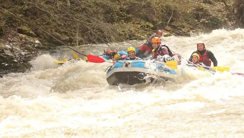 Rafting Tutkunları Debi Artışıyla Nehirlerde Coşku Dolu Anlar Yaşıyor
