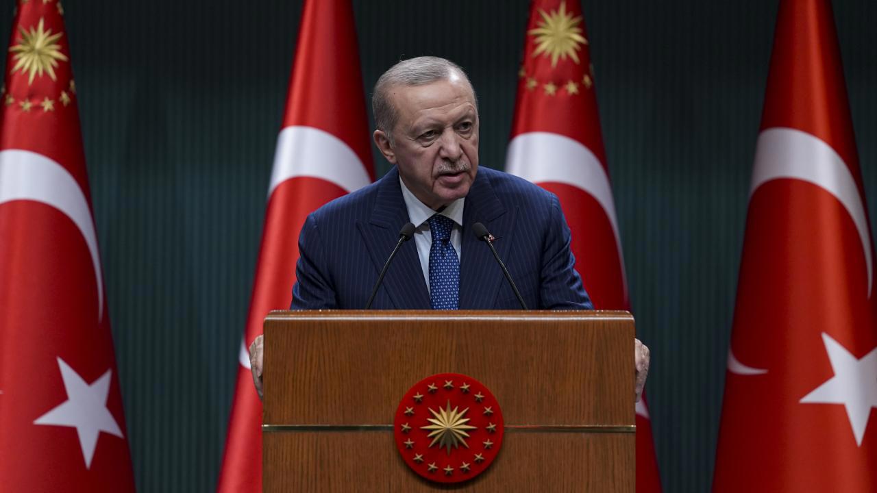 Cumhurbaşkanı Erdoğan'dan Belediyelere Haşır Neşir Köpek Uyarısı