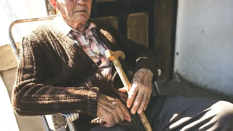 Yalnızlık ve İlgi Eksikliği: 100 Yaşlıdan 16'sı Depresyon Korkusuyla Yaşıyor