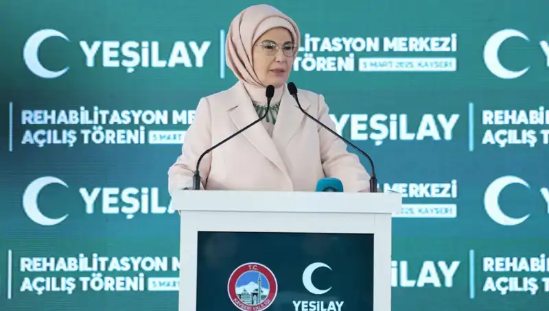 Emine Erdoğan'dan Gençler İçin Bağımlılıkla Mücadele Mesajı: Umut ve Destek İçin Adımlar