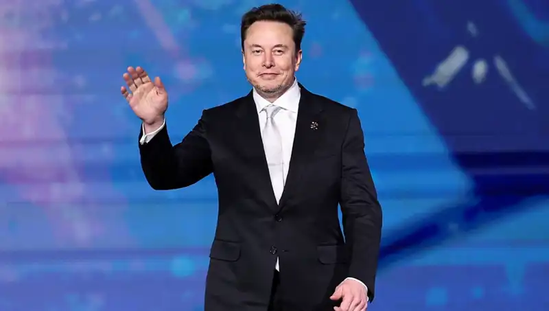 Tesla'nın Yeni Canavarı: Elektrikli Araç Konseptleri ile Geleceğe Yön Veriyor
