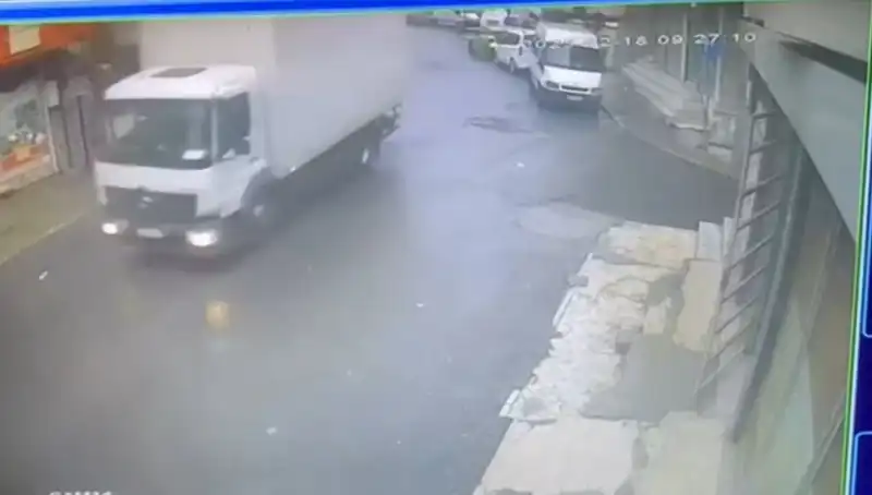 Sahte Polislerin Gasp İğvası: 1,7 Milyon Lira Çaldılar!