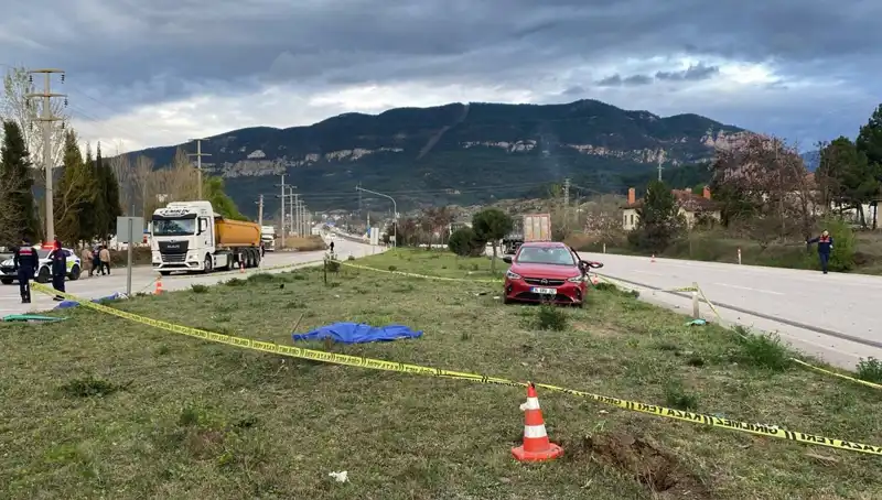 Karabük'te Kan Donduran Kaza: Dört Kişilik Aile Hayatını Kaybetti