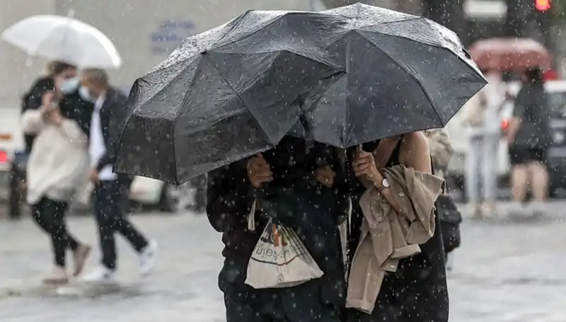 İstanbul'u Sarsacak Donan İklim: Kış Soğuğu ve Sağanak Yağış Geliyor!