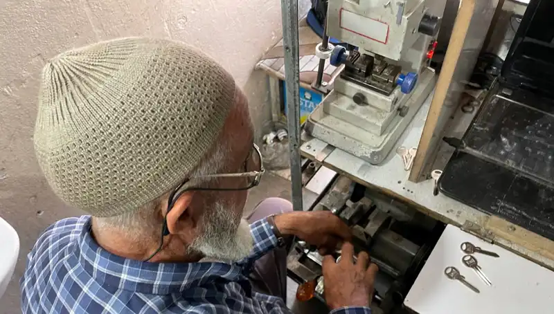 28 Yıllık Anılar: Bir Dükkanın İçinde Saklı Hayat Hikayesi