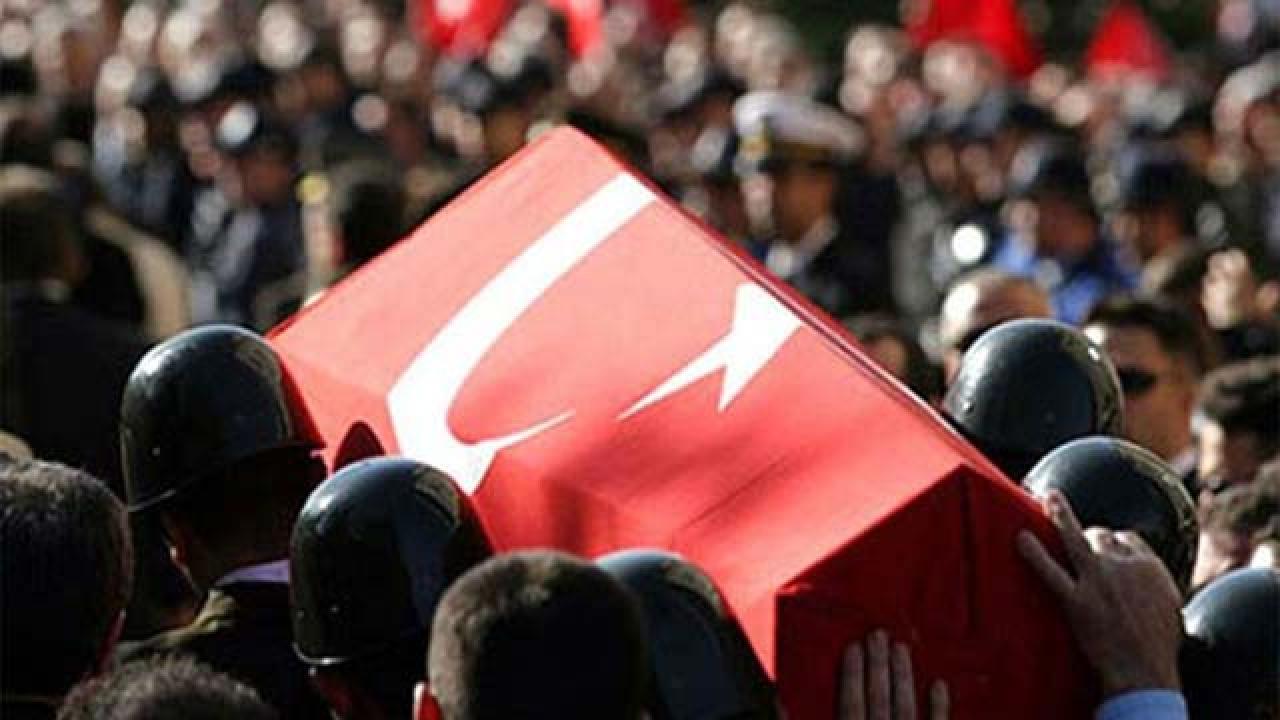 Trafik Kazasında Şehit Olan Polis Memuru İçin Tören Düzenlendi