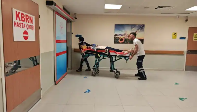 Bursa'da İfrit Olan Kadın, Kocasını Silahla Vurdu!