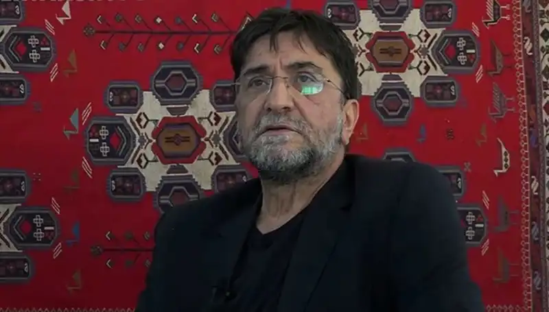 Gazeteci Nihat Genç’i Kaybettik: Türk Medyasının Duygusal Geçmişi