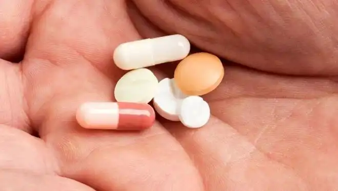 Milyonlarca Kişinin Tükettiği Reçetesiz İlaçlar Hakkında Şok Edici Uyarılar