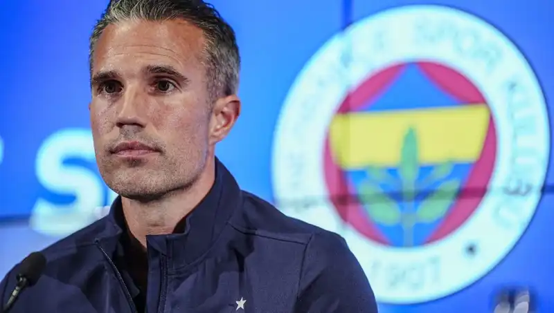 Robin van Persie, Fenerbahçe ile Maç Öncesi Tur Şansını Değerlendirdi