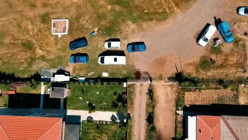 Tekirdağ'da Tefeci Çetesine Büyük Operasyon: Silahlar ve Deliller Ele Geçirildi!